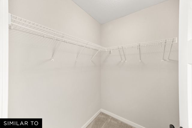 612 NE Hart Lane, Ankeny, IA 50021