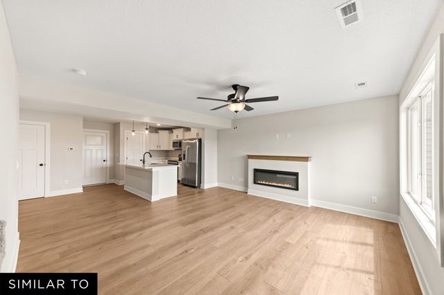 612 NE Hart Lane, Ankeny, IA 50021