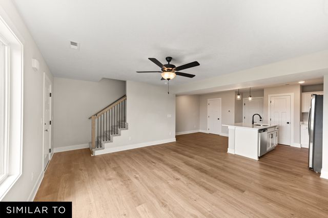 612 NE Hart Lane, Ankeny, IA 50021