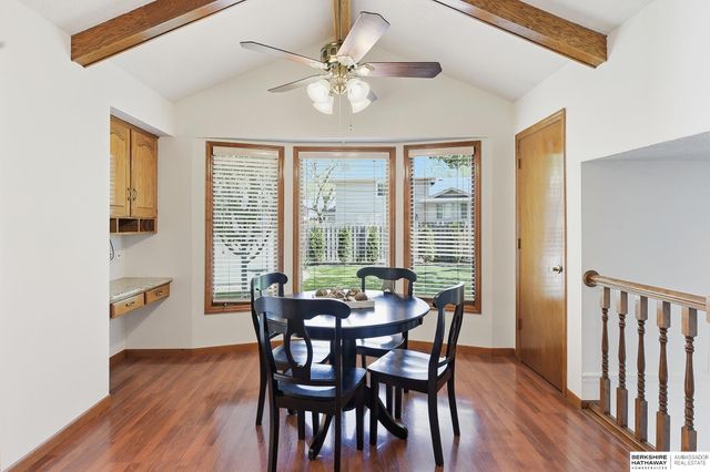 575 N 152 Avenue Circle, Omaha, NE 68154