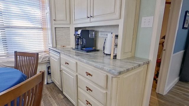 1613 Saint James Drive, Carrollton, TX 75007