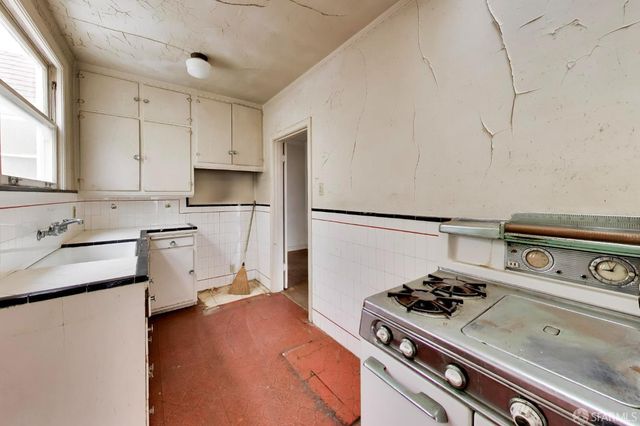 718 46th Avenue, San Francisco, CA 94121