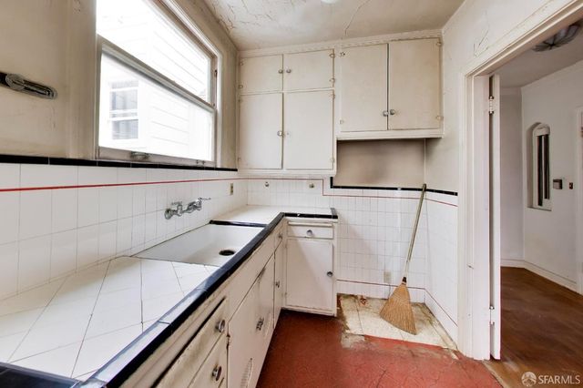 718 46th Avenue, San Francisco, CA 94121