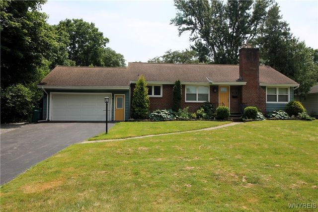 8709 Nottingham, Clarence, NY 14221