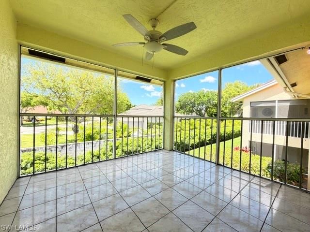 7725 Jewel LN 202, Naples, FL 34109