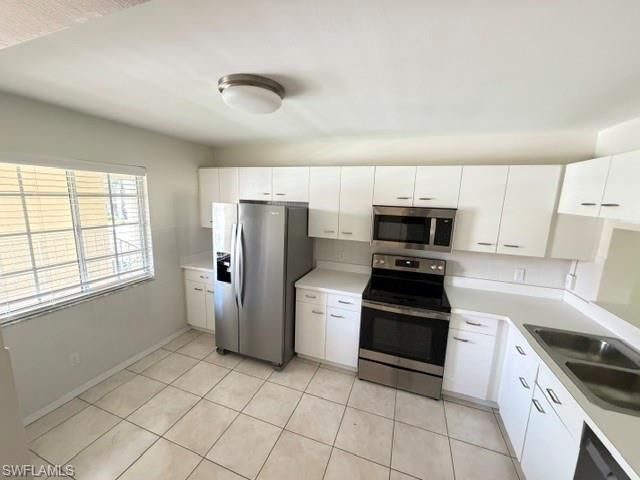 7725 Jewel LN 202, Naples, FL 34109