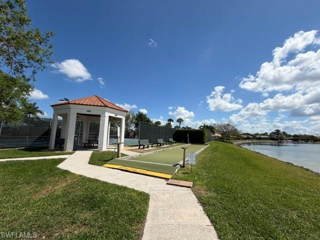 7725 Jewel LN 202, Naples, FL 34109