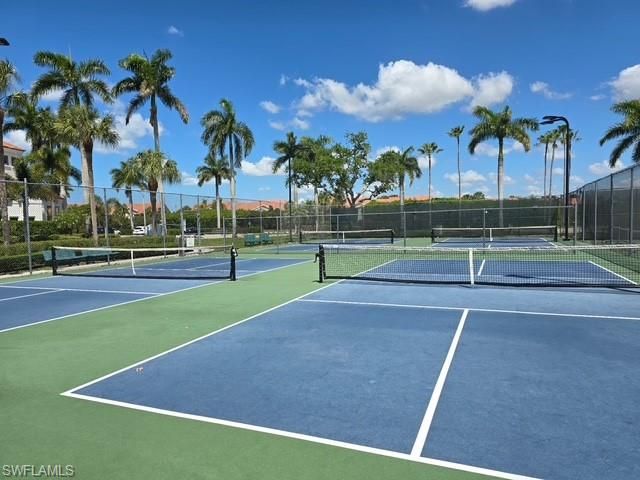 7725 Jewel LN 202, Naples, FL 34109