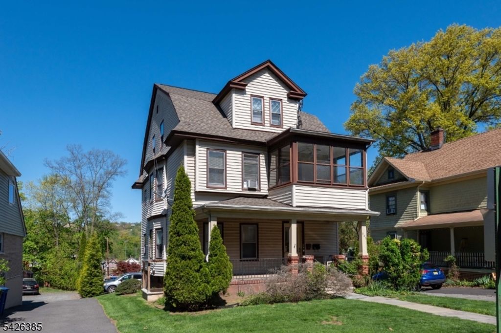 329 Academy St, South Orange Village Twp., NJ 07079