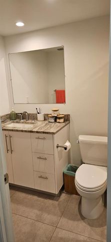 90 Edgewater Dr 1219, Coral Gables, FL 33133