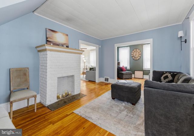 125 W KINGS HWY, Audubon, NJ 08106