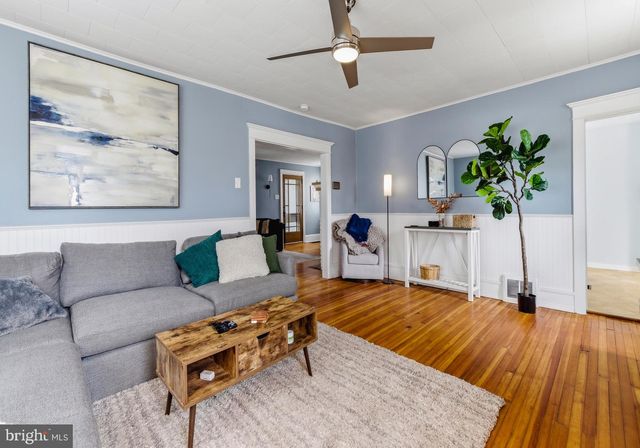 125 W KINGS HWY, Audubon, NJ 08106