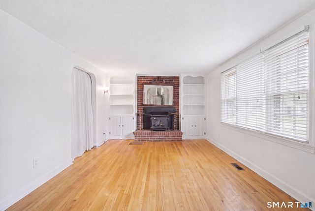 170 Rockwell Avenue, Plainville, CT 06062