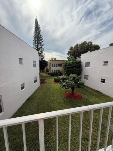 470 Capri J, Delray Beach, FL 33445