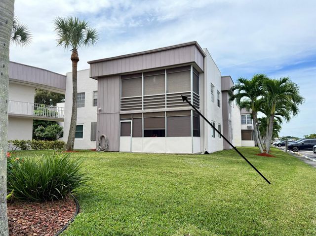 470 Capri J, Delray Beach, FL 33445