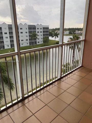 10720 NW 66th ST 503, Doral, FL 33178