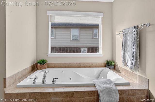 16971 Algonquin Drive, Northville Township, MI 48168