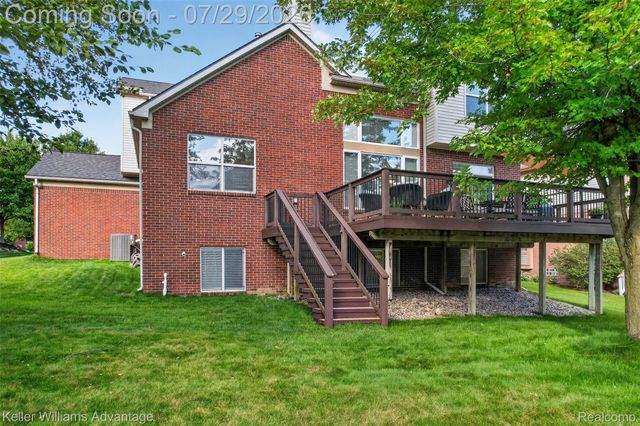 16971 Algonquin Drive, Northville Township, MI 48168