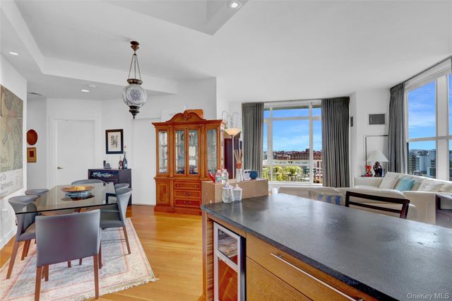 11-24 31st Avenue 10E, Long Island City, NY 11106