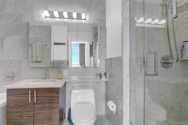 11-24 31st Avenue 10E, Long Island City, NY 11106