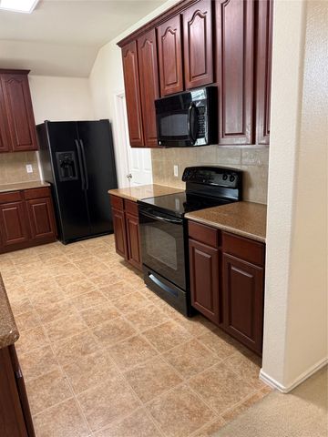 4709 Redbud Drive, Denton, TX 76208