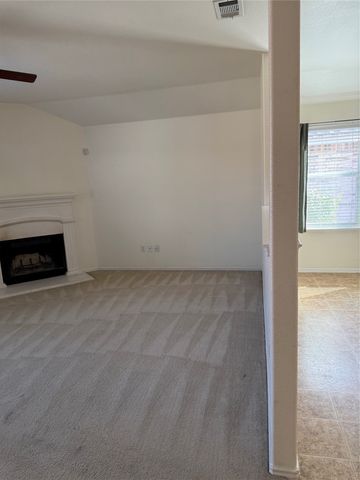 4709 Redbud Drive, Denton, TX 76208