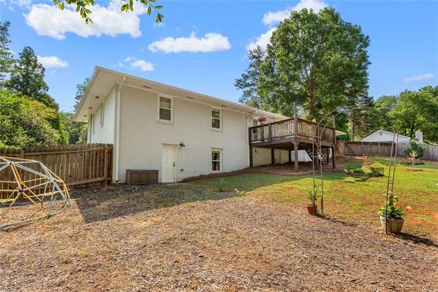1613 Huntington Drive, Marietta, GA 30066