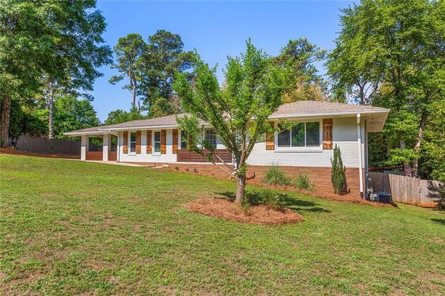 1613 Huntington Drive, Marietta, GA 30066
