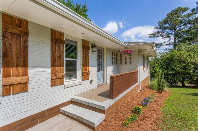 1613 Huntington Drive, Marietta, GA 30066