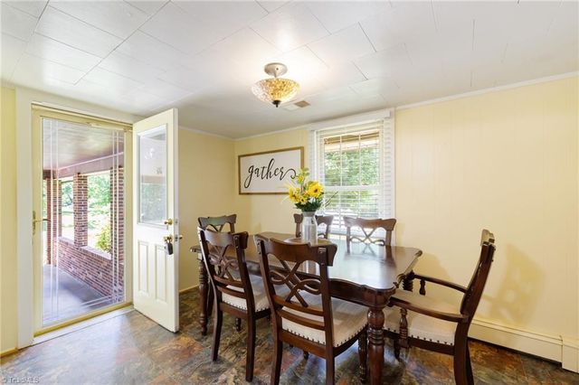 2804 Fox Knob Road, Jonesville, NC 28642