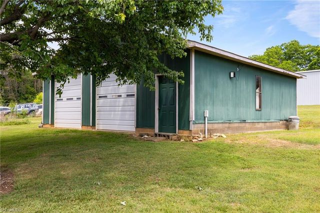 2804 Fox Knob Road, Jonesville, NC 28642