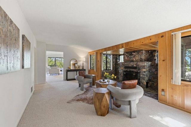 9 Russell Avenue, Portola Valley, CA 94028