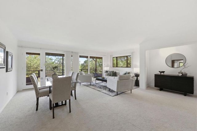 9 Russell Avenue, Portola Valley, CA 94028