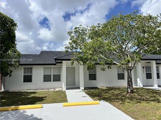201-205 NW 30th Avenue, Pompano Beach, FL 33069