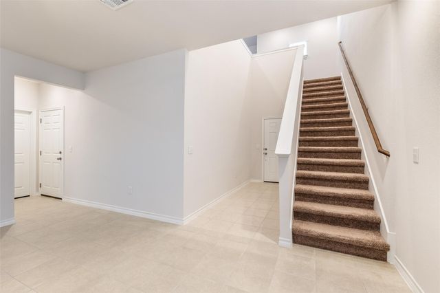 5209 Dimesky LN, Austin, TX 78723