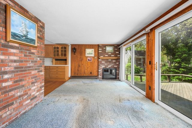56 English St, Falmouth, MA 02536