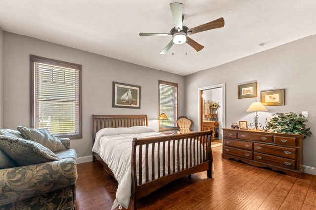 201 Pioneer Drive, Seymour, MO 65746