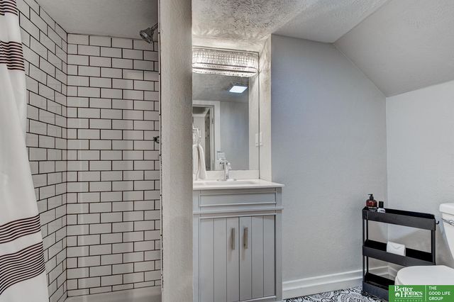 2047 N 48 Avenue, Omaha, NE 68104