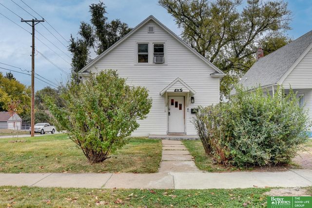 2047 N 48 Avenue, Omaha, NE 68104