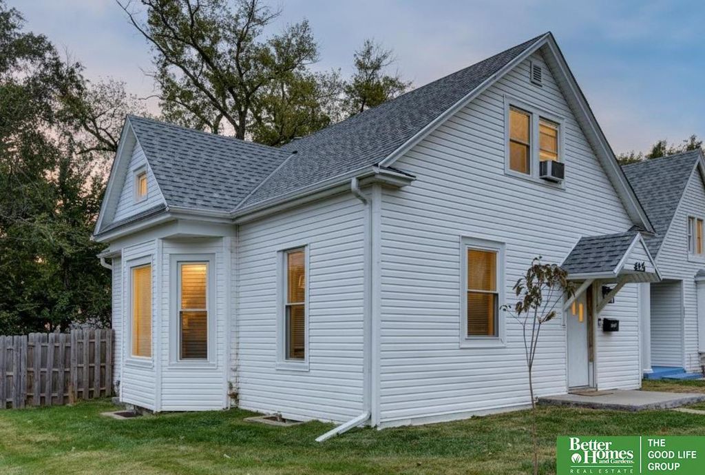 2047 N 48 Avenue, Omaha, NE 68104