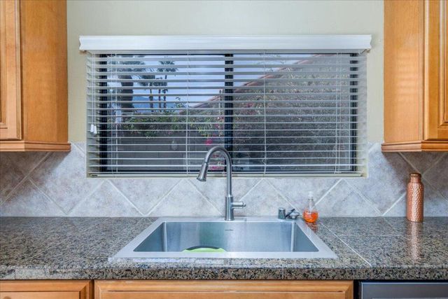 1495 E Luna Way, Palm Springs, CA 92262