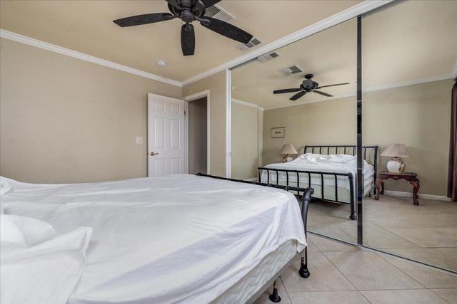 1495 E Luna Way, Palm Springs, CA 92262