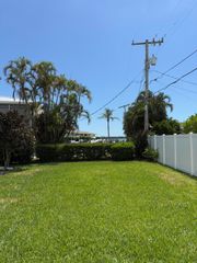 118 Yacht Club Drive 1, North Palm Beach, FL 33408