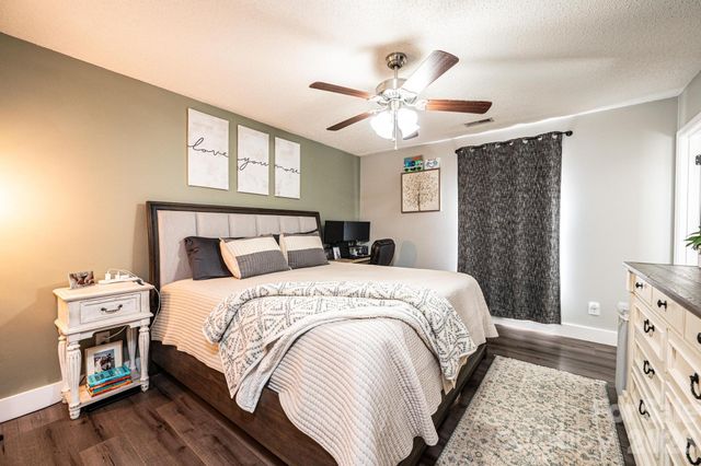 1896 Bakers Glade Lane, Hickory, NC 28602
