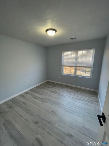 137 Windham Road, Brooklyn, CT 06234