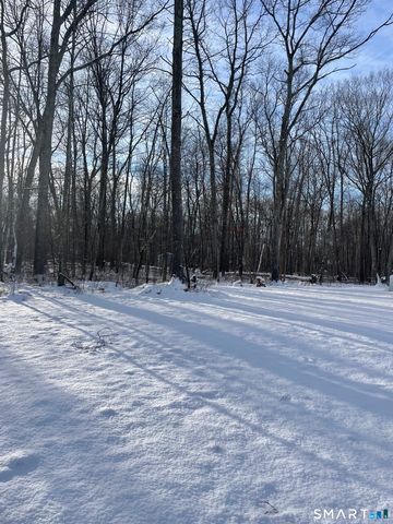 137 Windham Road, Brooklyn, CT 06234