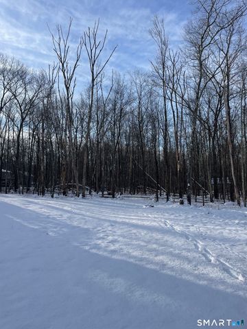 137 Windham Road, Brooklyn, CT 06234