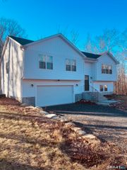 137 Windham Road, Brooklyn, CT 06234