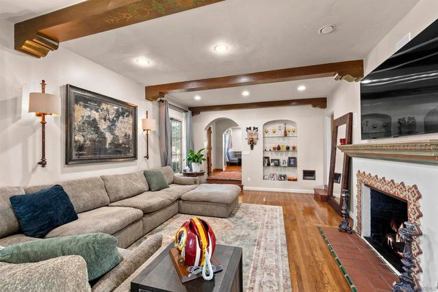 4265 Altamirano Way, San Diego, CA 92103