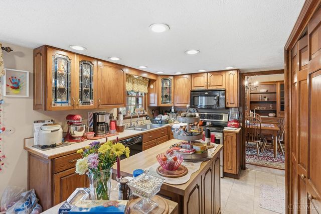 345 Virginia Circle, Wilmington, OH 45133